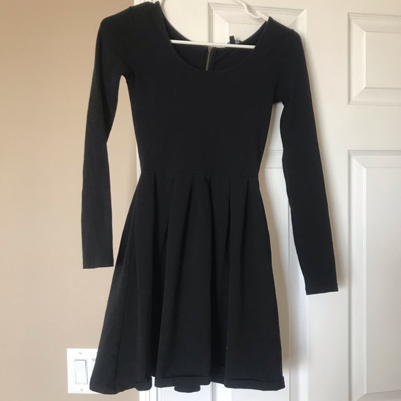 Black Aritzia Dress - Picture 1 of 3